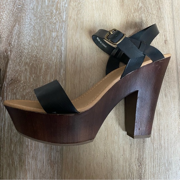 Black Report High Heels Size 8 - Picture 8 of 10